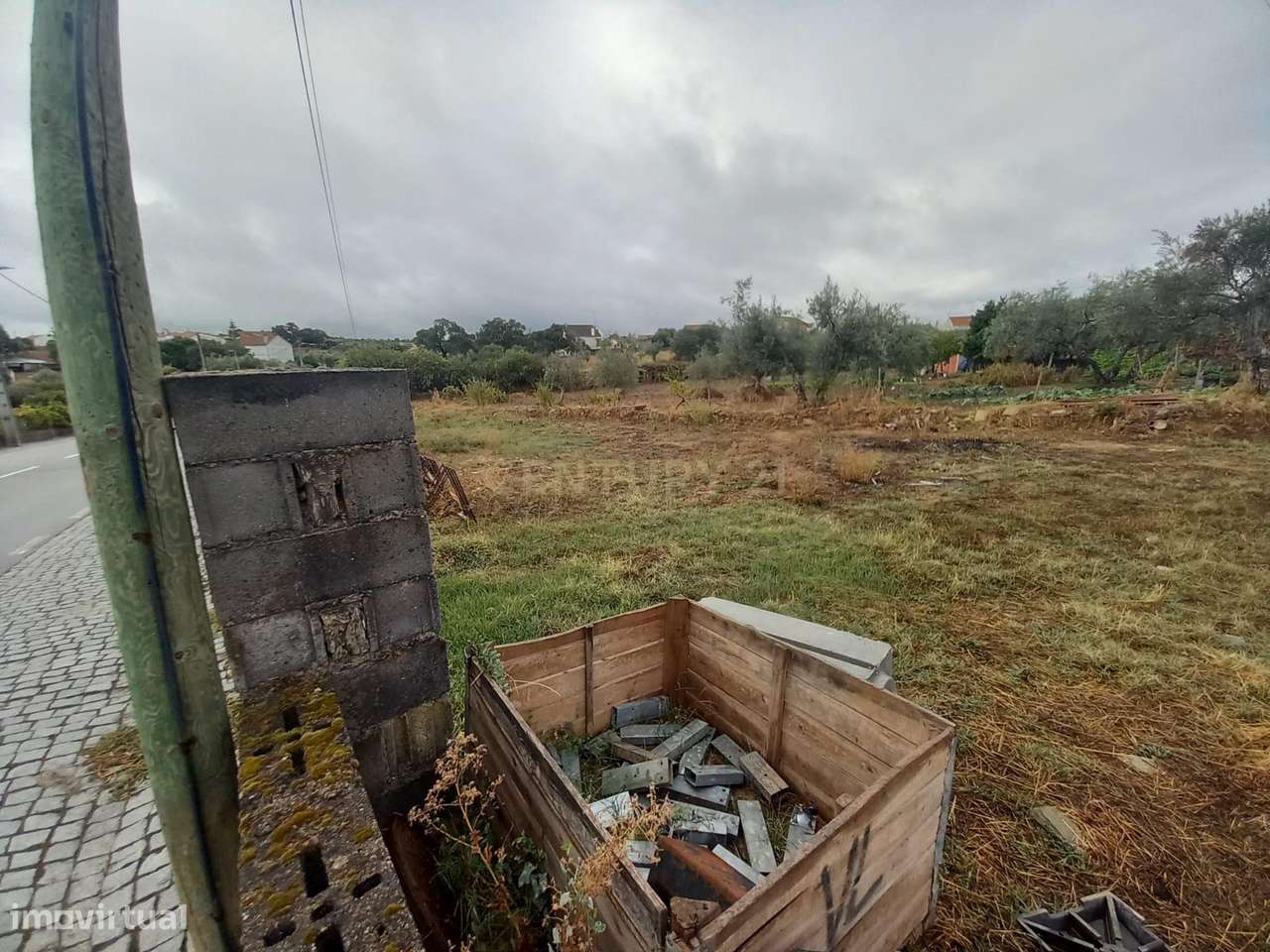 Terreno com Vista Panorâmica em Localização Privilegiada, Benquerenças - Grande imagem: 4/7