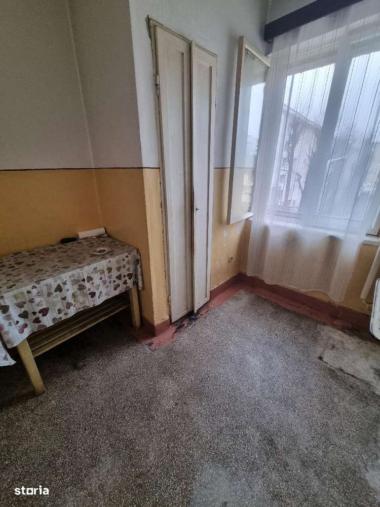 Apartament 2 camere, zona Centru, etaj 2 !-6