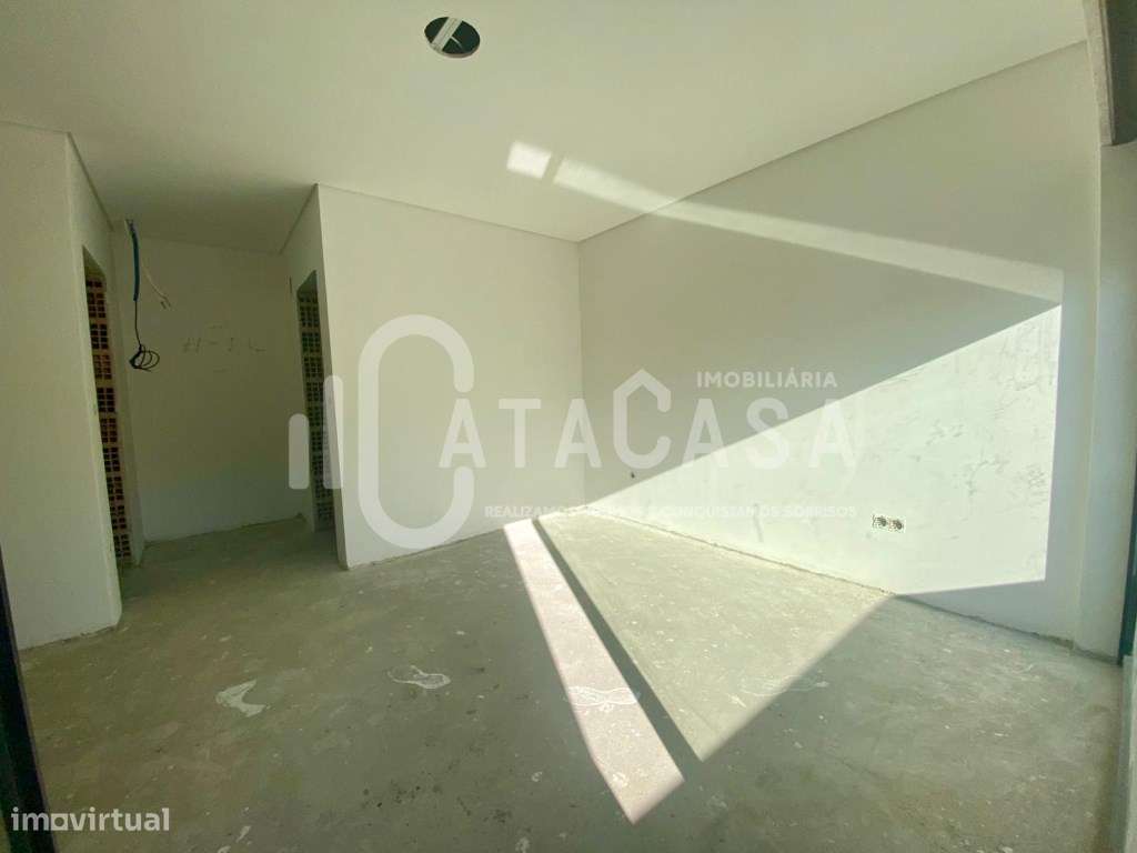 Moradia Geminada T3+1 Nova para Venda em Anadia-14