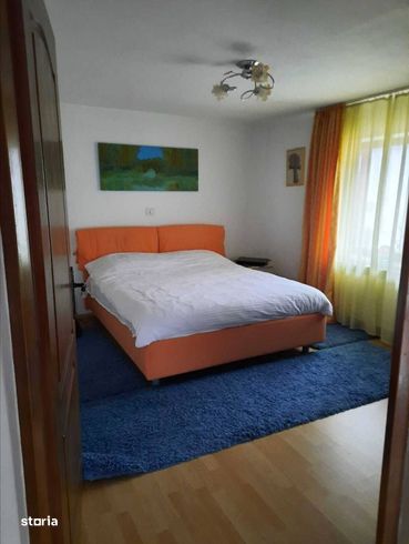 Vindem casa in Navodari-1