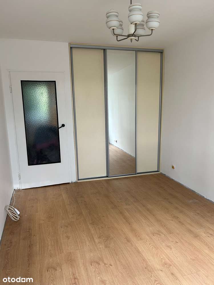 Na sprzedaż bezpośrednio: 2 pokoje, drugie piętro, oddzielna kuchnia - Pełny obrazek: 4/11