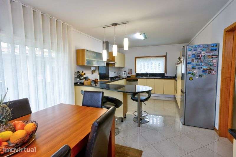 Moradia V4 isolada Famalicao - Grande imagem: 5/11