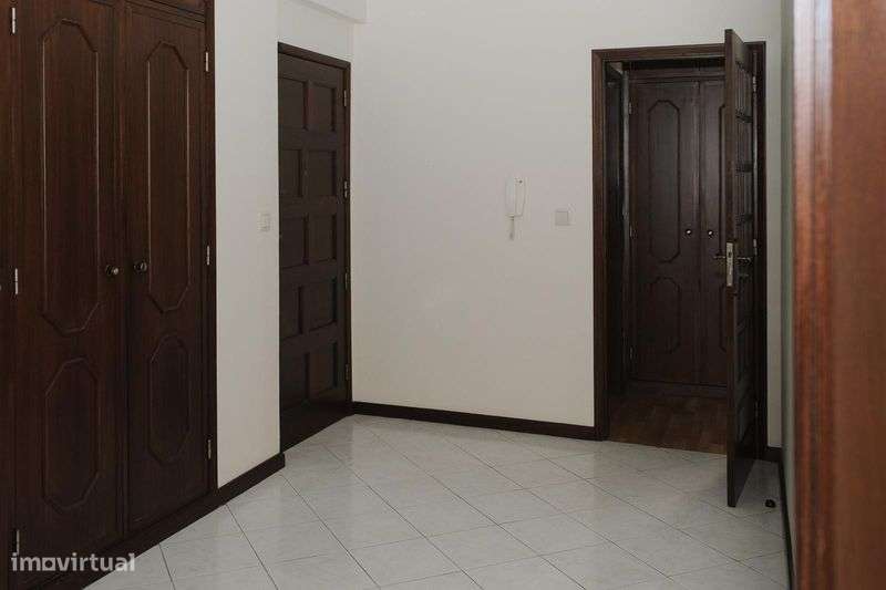 VENDO T3 ESPINHO - 50 metros da praia - Grande imagem: 4/12