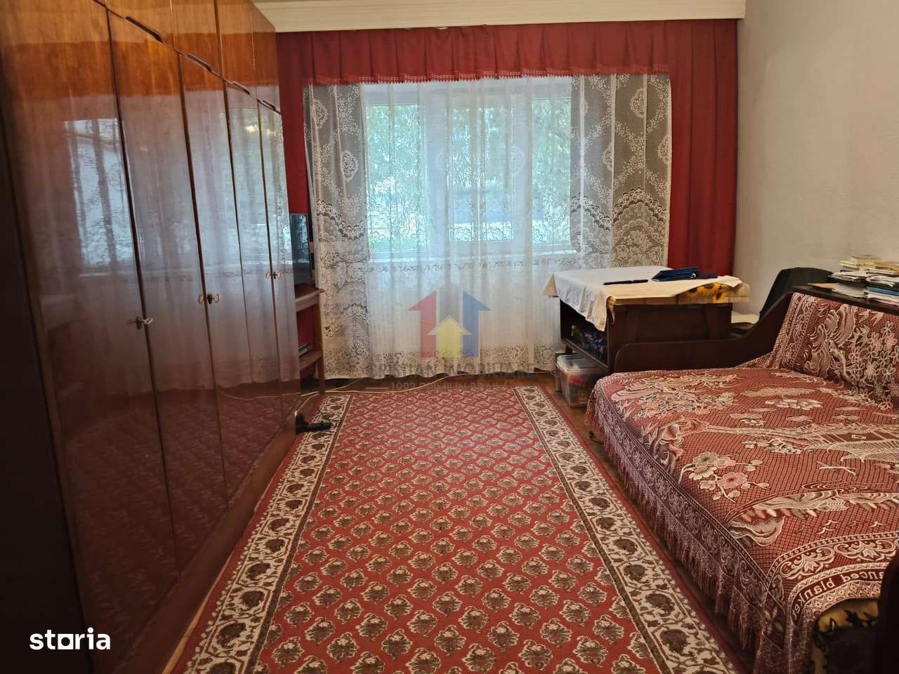 PARTER CU BALCON, 97 MP, 4 camere decomandat, Buzaului - Imagine principală: 4/10