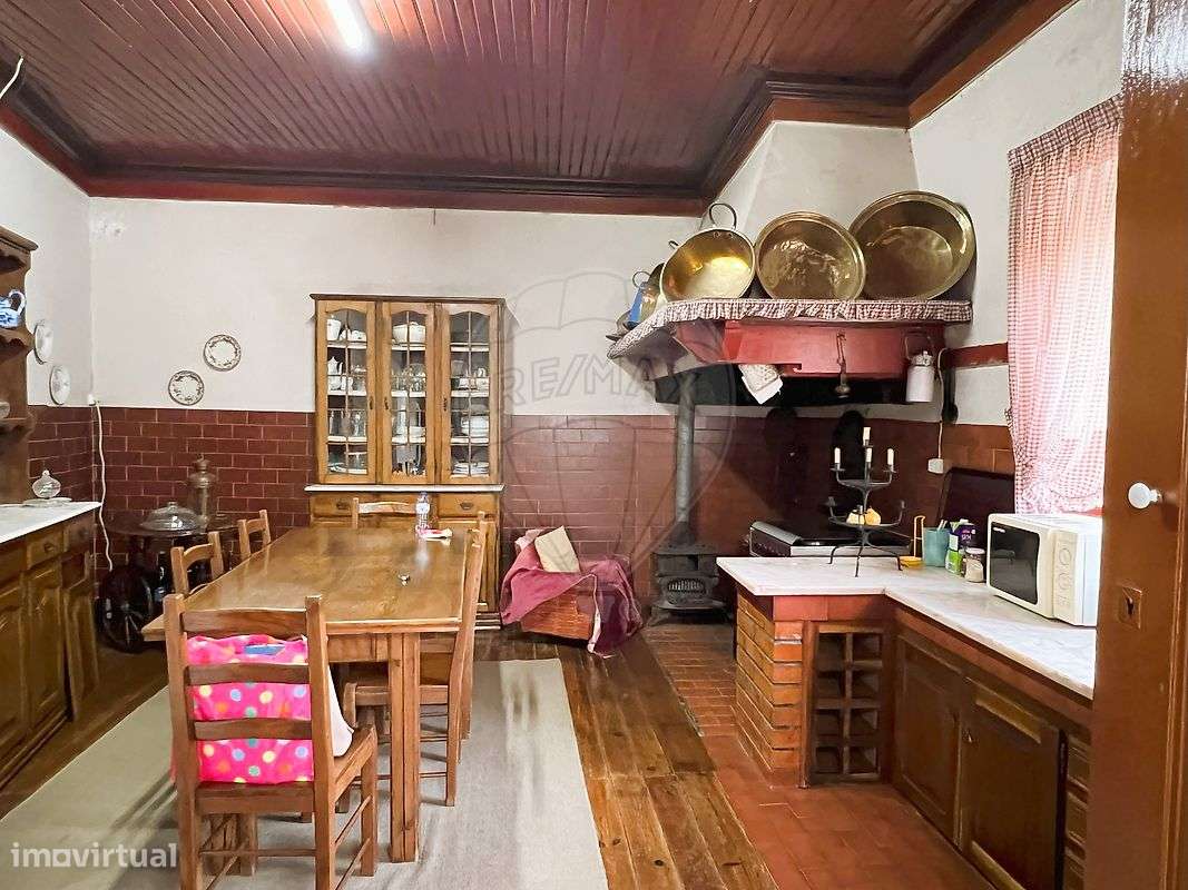 Moradia T2 para venda - Grande imagem: 2/15