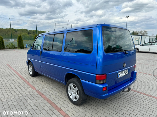 Volkswagen Multivan - 14