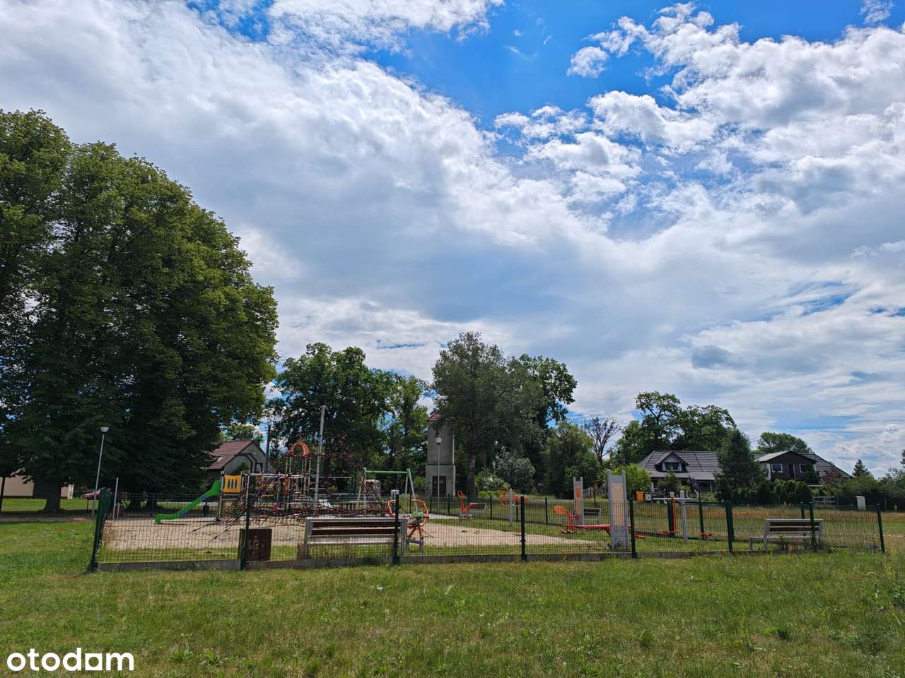 Bez Prowizji DOM na Ładnej działce w urokliwej wsi-9