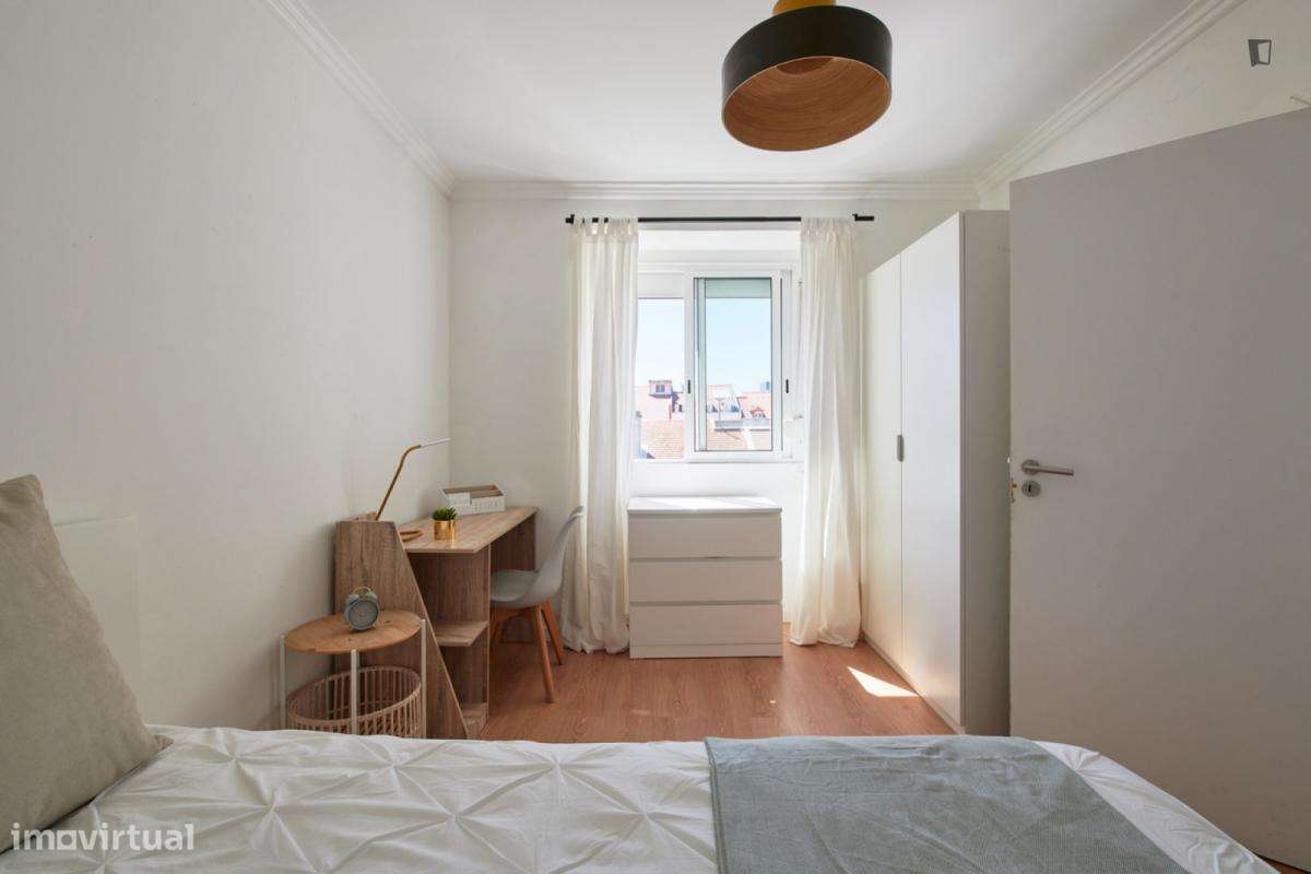 Quarto - localizado em Arroios Lisbon - Grande imagem: 5/7