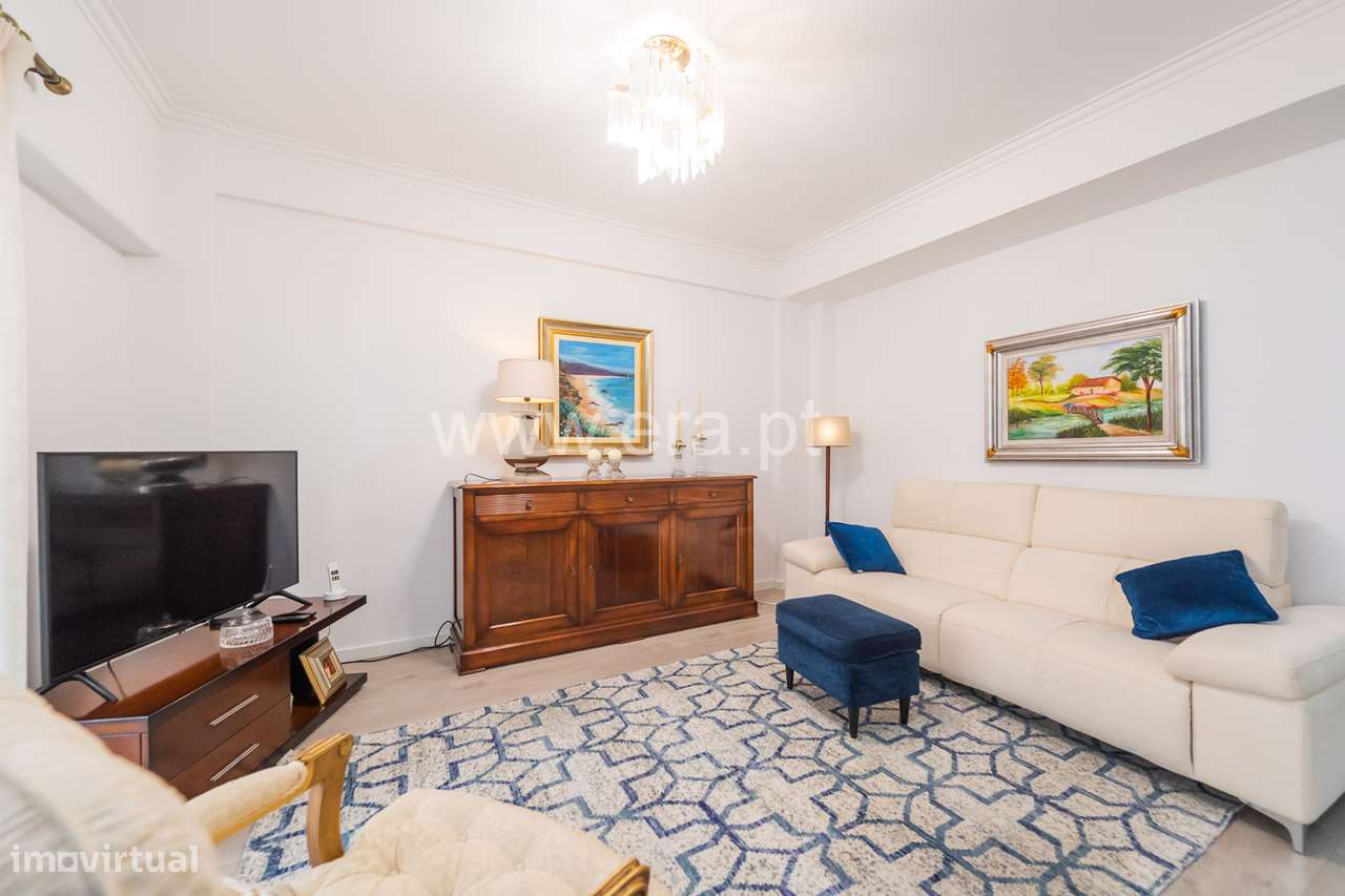 Apartamento T3 Remodelado - Transformado em T2-6