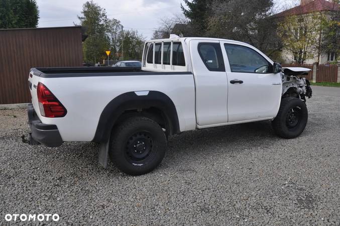 Toyota Hilux 4x4 Extra Cab Duty Comfort - 7
