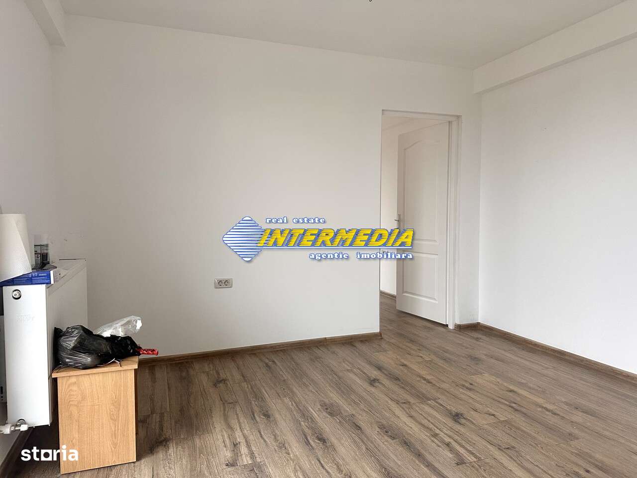 Apartament 2 camere etaj 1 in Cetate zona 0 finisat la cheie-9