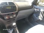 Toyota RAV4 2.0 D-4D 4x4 - 9