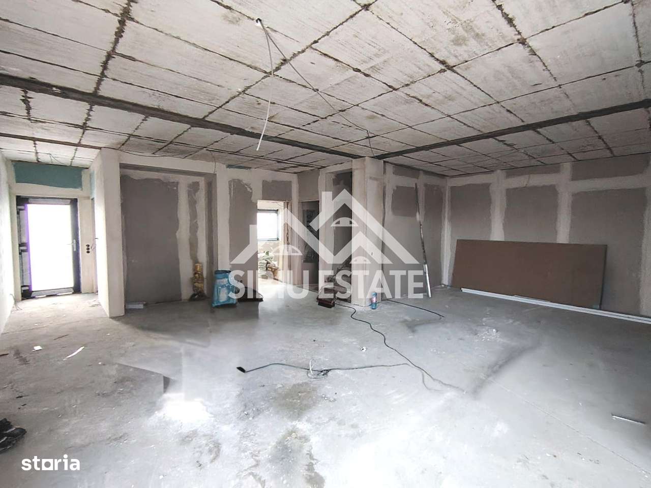 Casa noua cu pivnita si curte mare Sibiu, Cristian - Imagine principală: 4/18