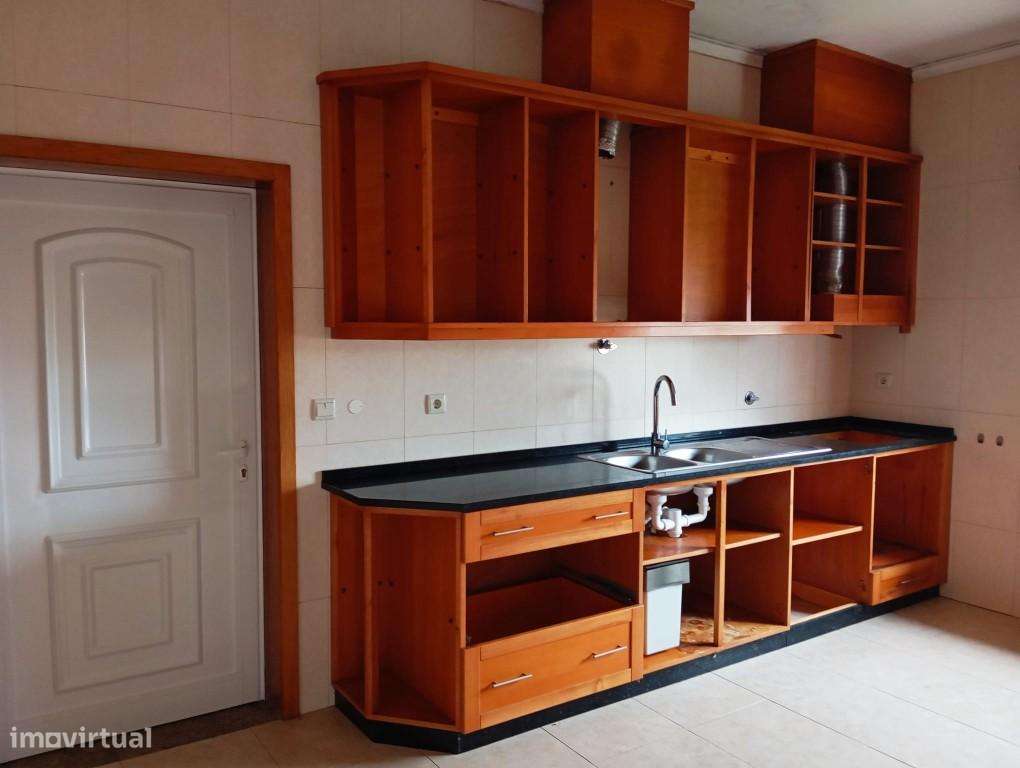 Moradia V3 Santo Tirso Oportunidade!! - Grande imagem: 5/32