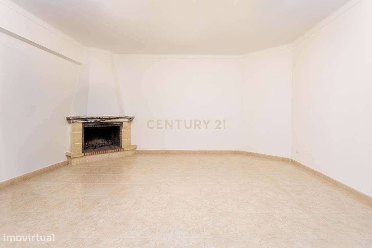 Espetacular Moradia com Vista Campestre em Localização Privilegiada-12