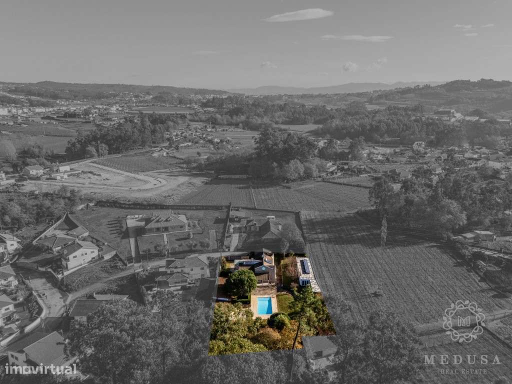 Moradia T4+2 com Piscina | Felgueiras - Grande imagem: 5/45