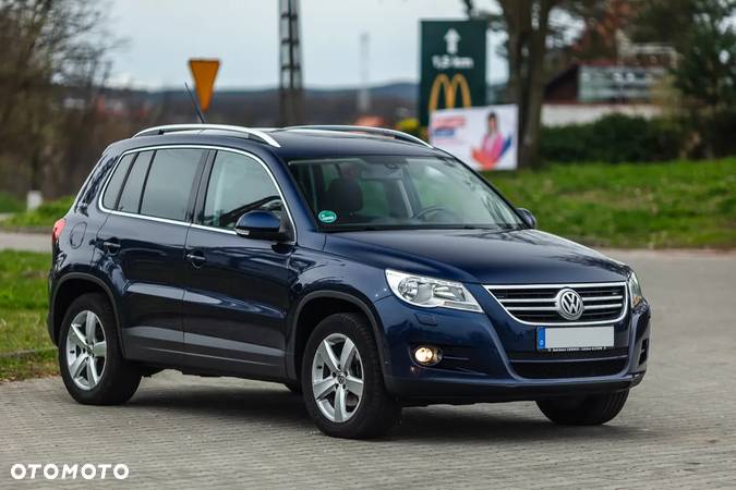 Volkswagen Tiguan - 8