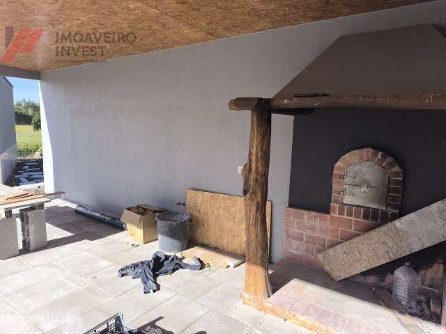 Moradia T4 Renovada com Jardim  Sanguinheira Cantanhede-7