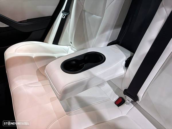 Tesla Model 3 Long-Range Dual Motor AWD - 23