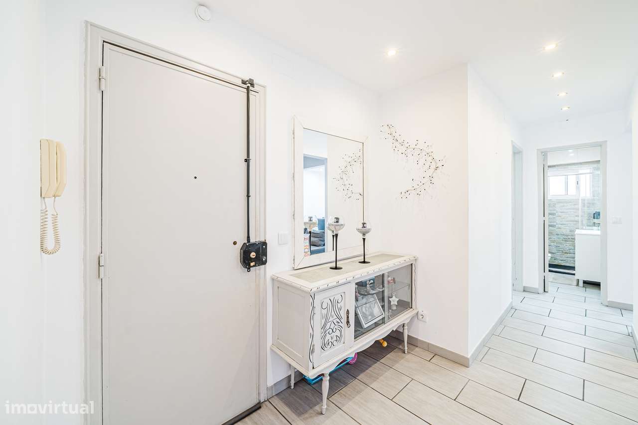 Apartamento, 60 m², Algueirão-Mem Martins-0
