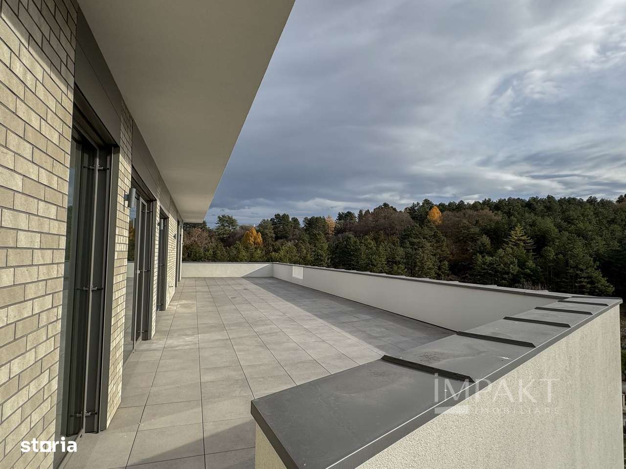 Spatiu de Birouri zona Vivo, 304 m2, terasa 35 m2 - Imagine principală: 5/7