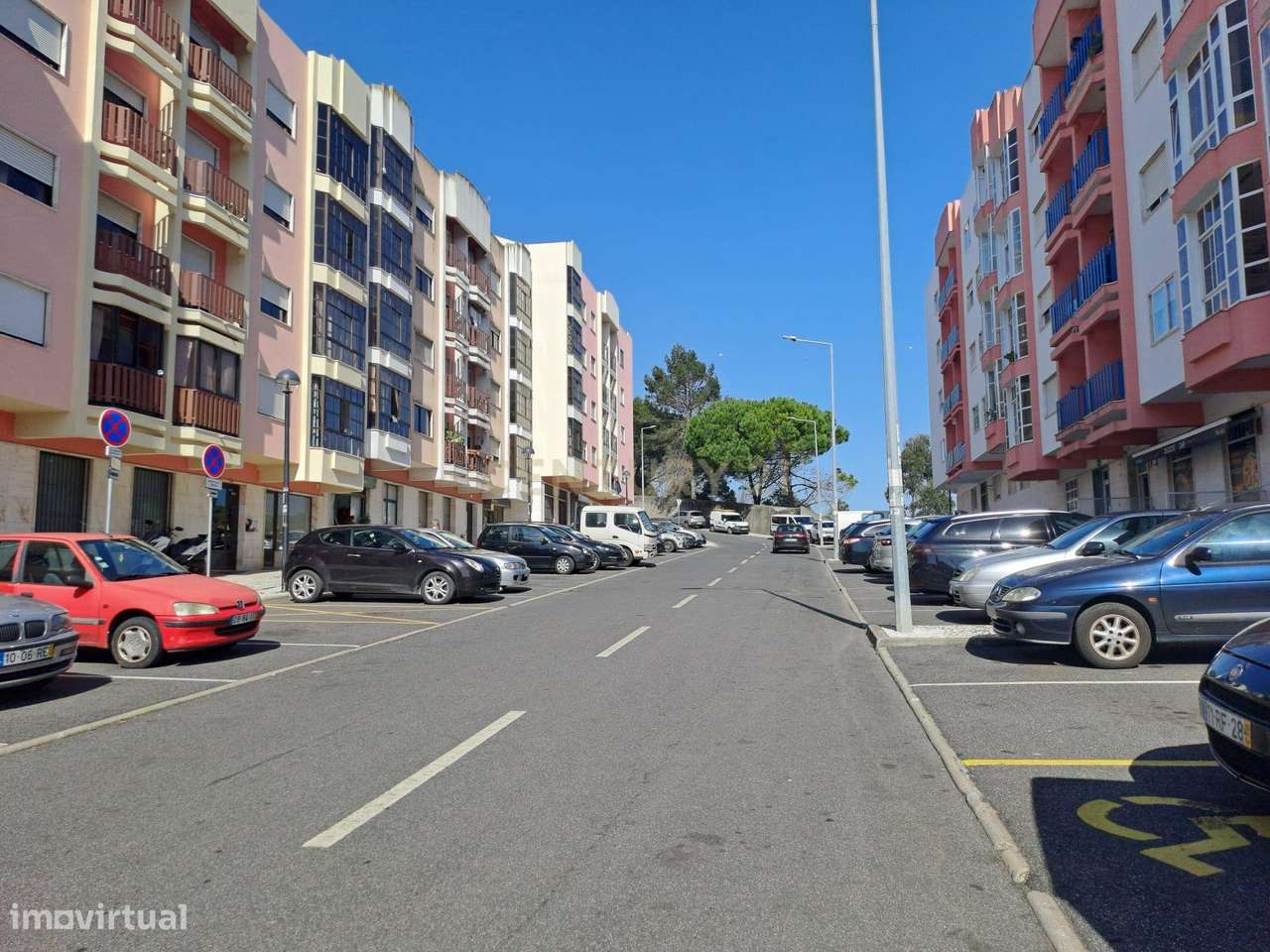 Loja ampla para venda-13