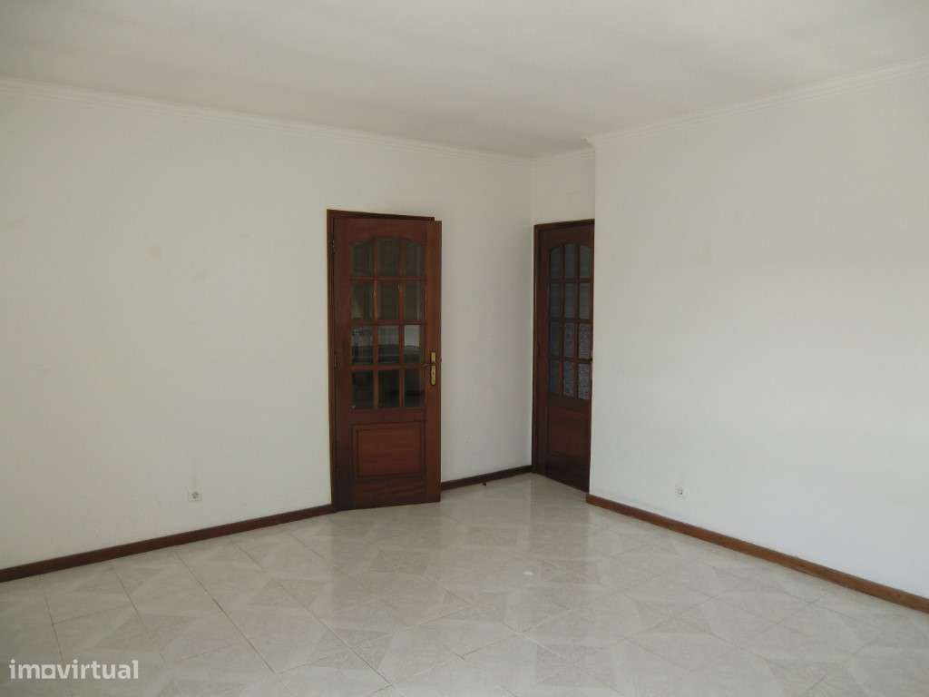 T 3 recuado,São João Madeira-5