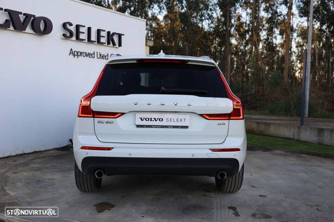 Volvo XC 60 2.0 D4 Momentum Plus Geartronic - 2