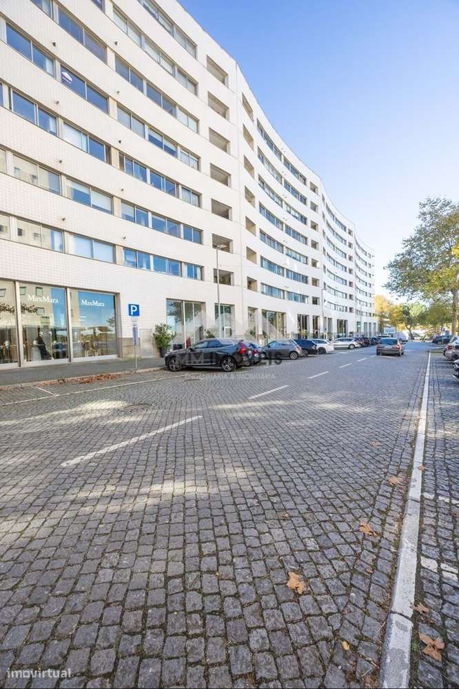 Apartamento T5+1 | Aviz | LUXO | 3 suites | 3 l. Garagem | Varandas | - Grande imagem: 4/60