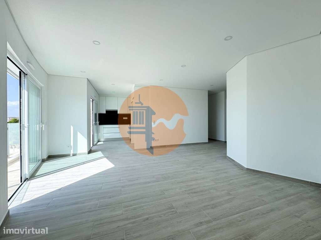 Duplex T1+2 Vista Mar - Orientação a Sul - Altura - Construção Nova - Grande imagem: 4/36