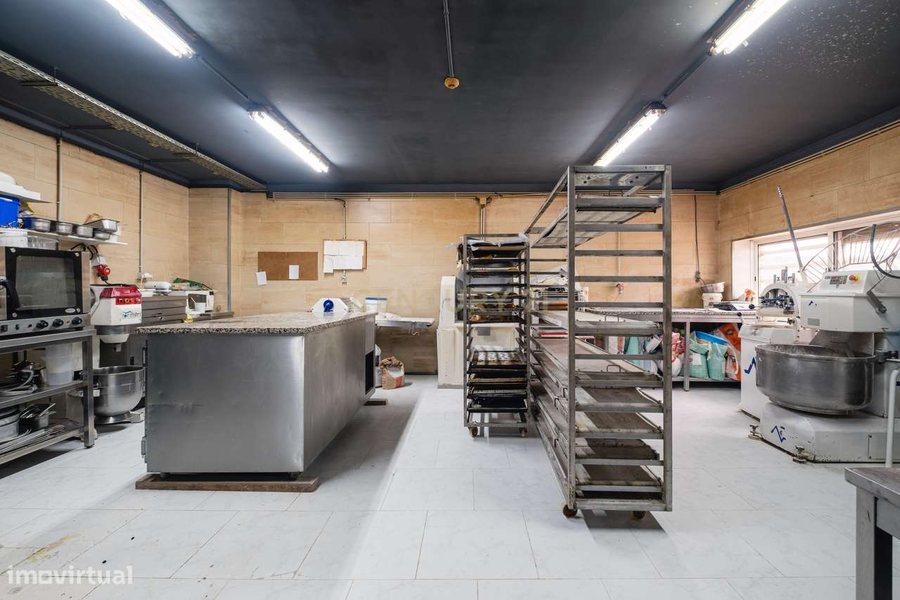 Trespasse de Padaria e Pastelaria – Forninho da Virgem | Vilar de Ando-26