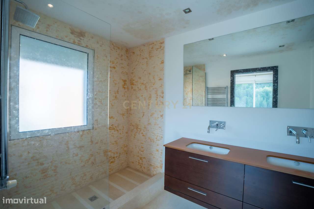 Moradia T4 com Piscina Privativa | Bicesse, Cascais-38