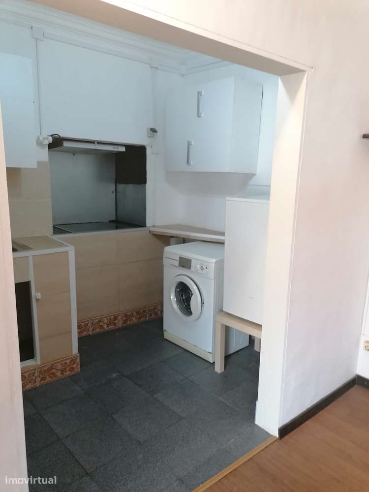 Casa de aldeia localizada na Carvoeira - Grande imagem: 3/8