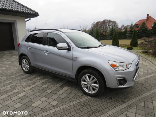 Mitsubishi ASX - 10