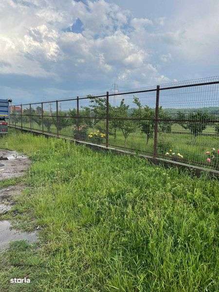 Teren intravilan - Imagine principală: 4/6