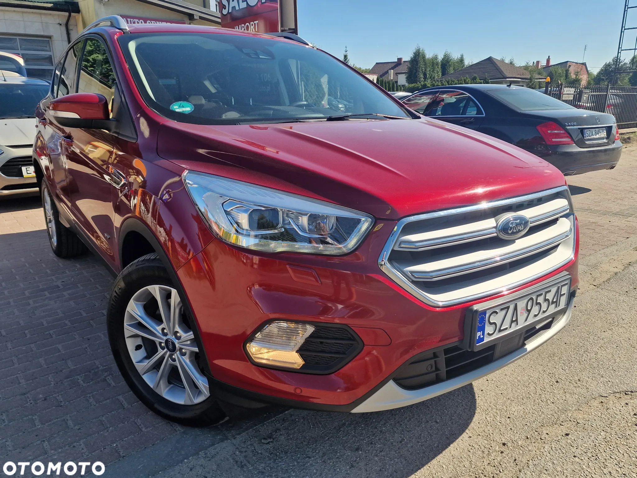 Ford Kuga 2.0 TDCi 4x4 Business Edition - 2