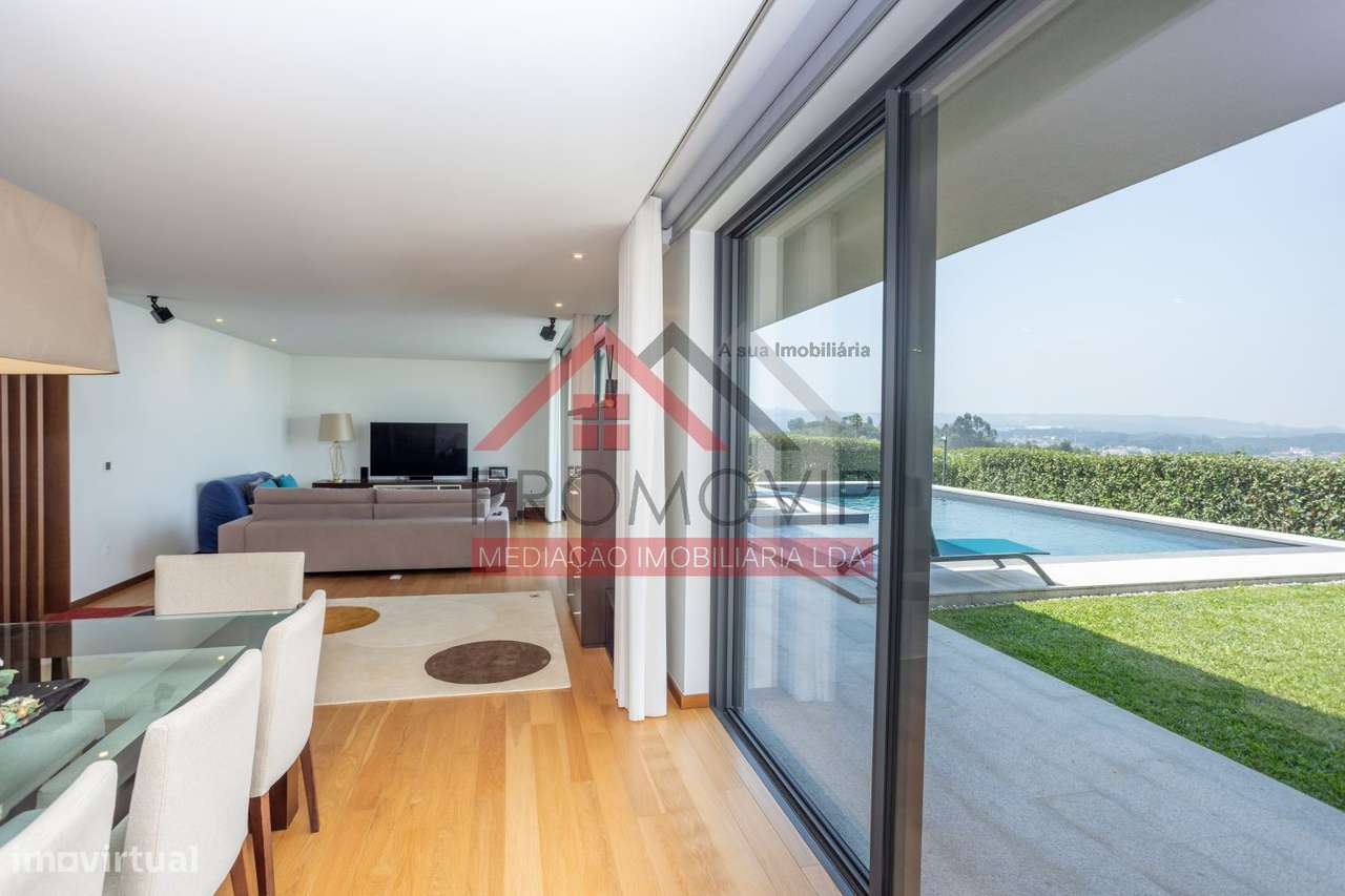 Moradia Térrea T3+1 S. Miguel do Couto Santo Tirso-31