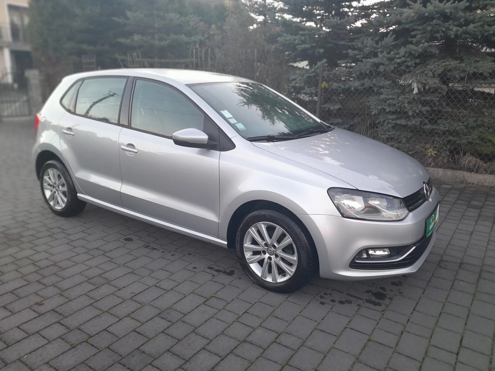 Volkswagen Polo V 1.4 TDI (Blue Motion Technology) Comfortline 2015