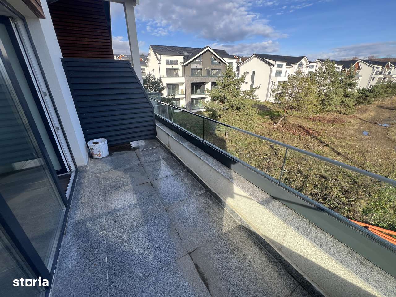 Apartament la cheie cu mobiler bucatarie - 4 camere, 2 bai, Terasa NOU-11