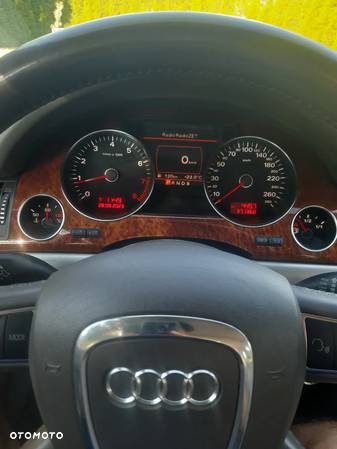 Audi A8 3.2 FSI quattro - 6