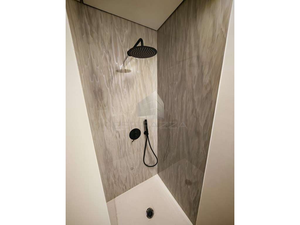 Apartamento novo T1 com terraço - Porto-17