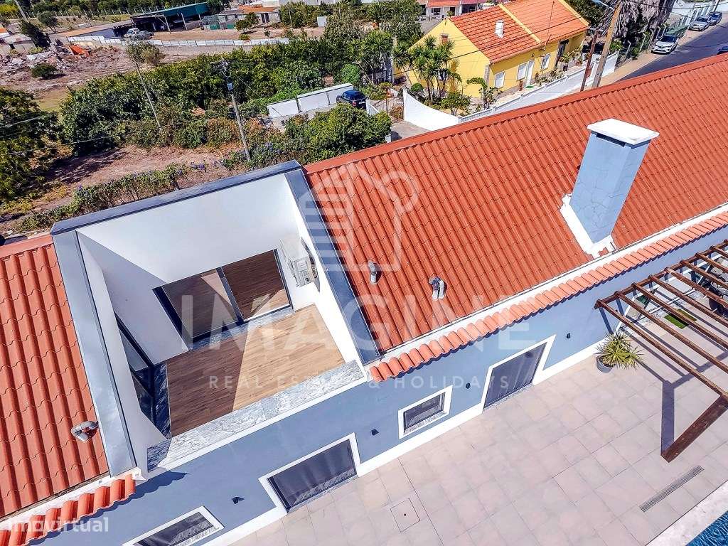Moradia T4 + Estúdio com piscina e vista sobre o Estuário do Sado-7