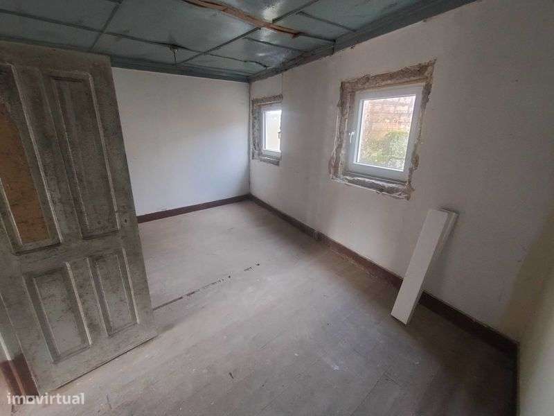 Casa de Aldeia, Na zona de Senhorim/Nelas - Grande imagem: 5/12