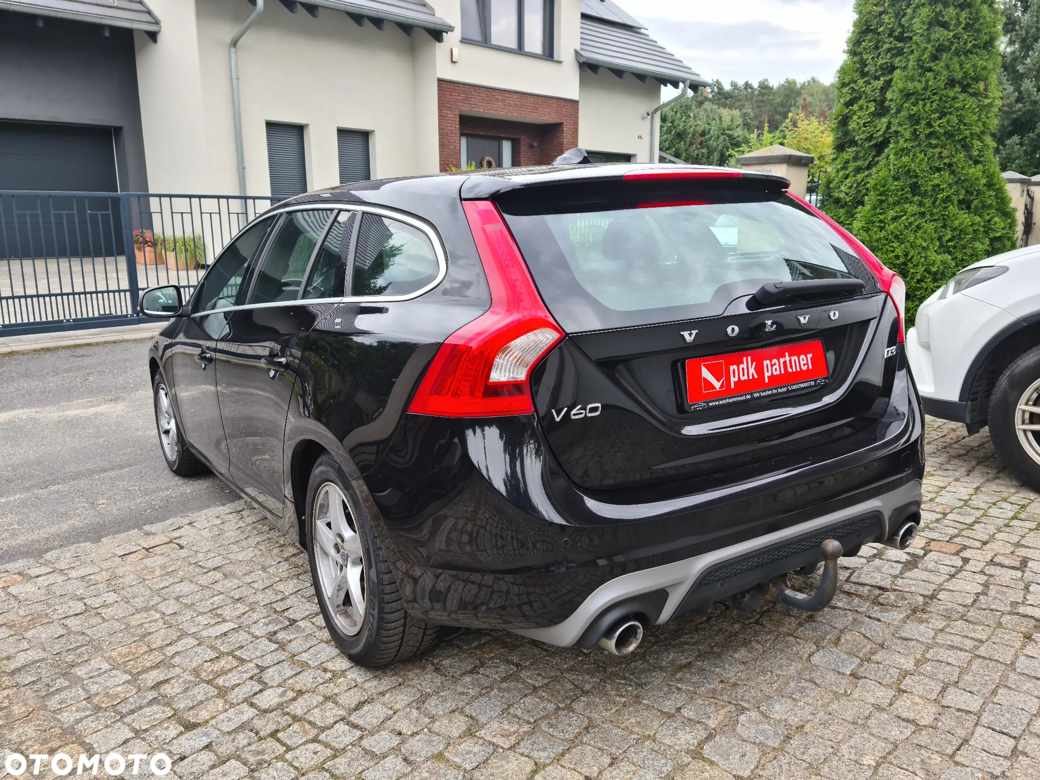 Volvo V60 D3 Drive-E R-Design Momentum - 34