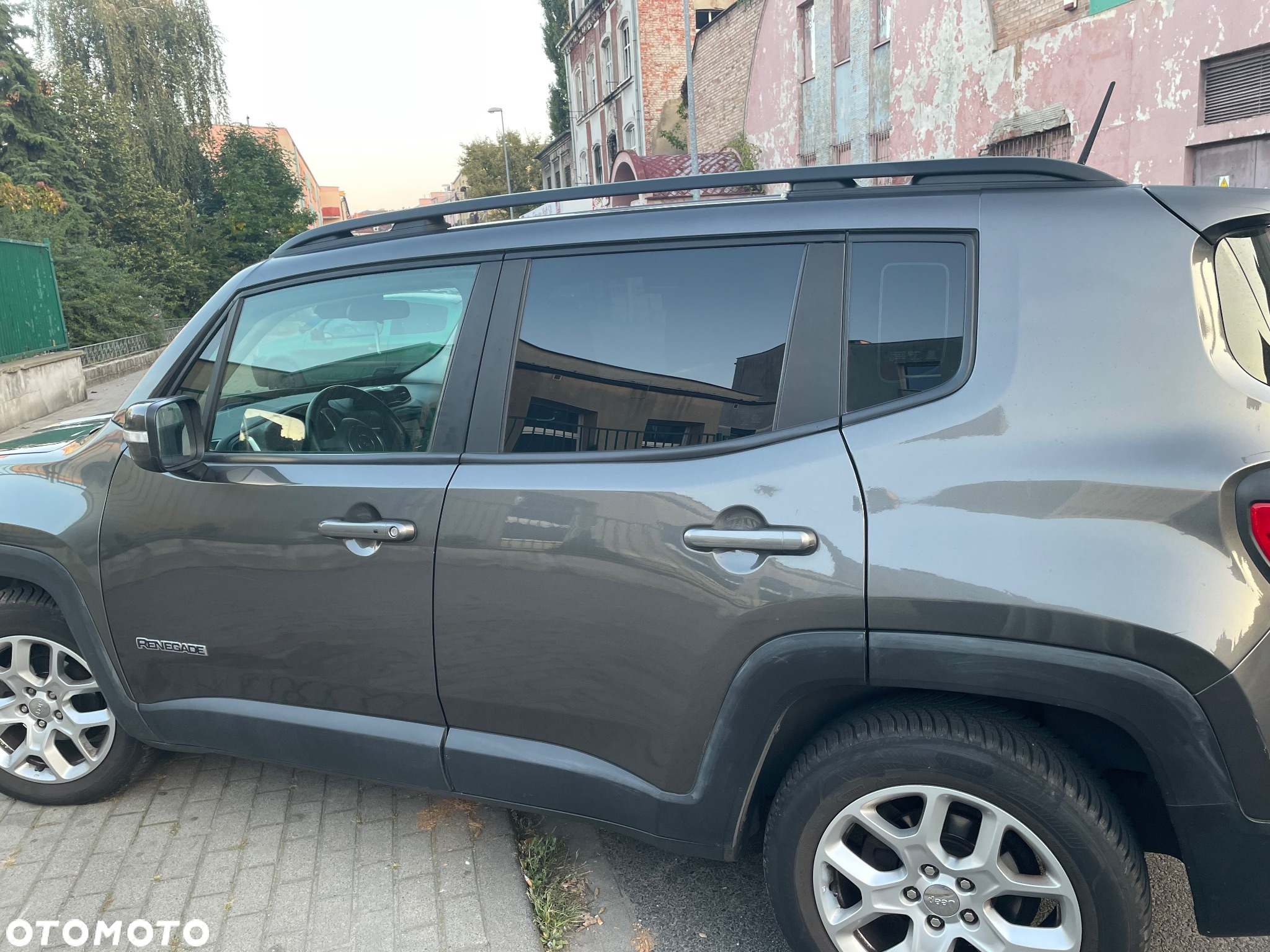 Jeep Renegade 1.4 MultiAir Longitude FWD S&S - 4