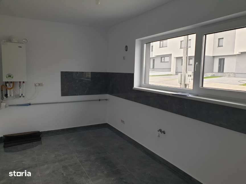 IASI - Valea Lupului - Casa cu 5 camere parter + etaj - INTABULATA-9