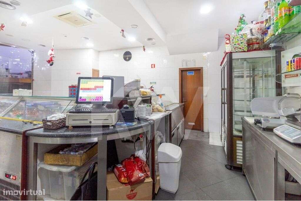 Trespasse Pastelaria/Cafeteria com fabrico próprio-11
