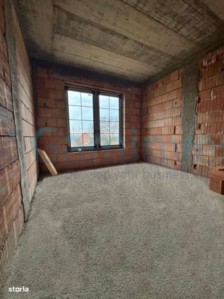 Gaminvest Casa de vanzare pe 3 nivele, Oradea, Bihor V3928 - Imagine principală: 5/5