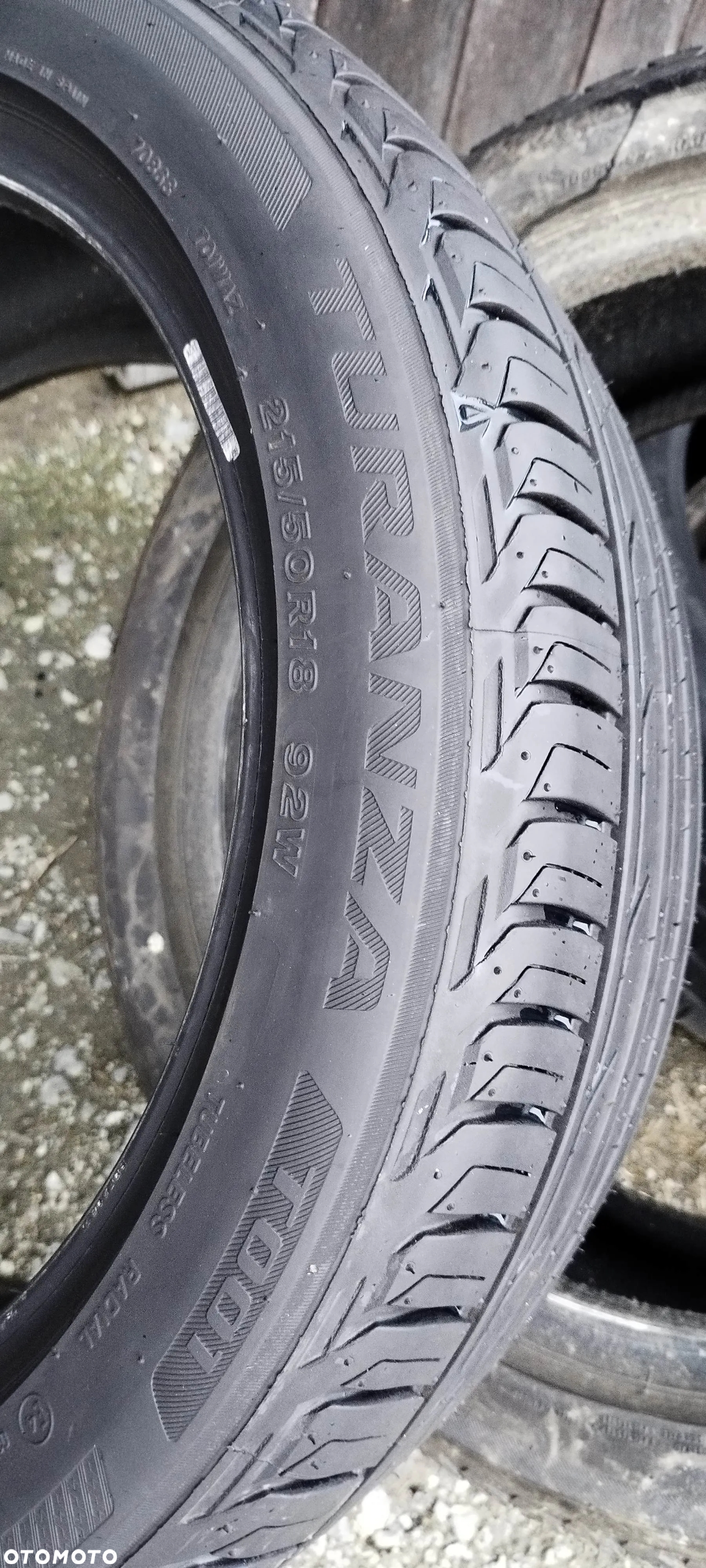 215/50/18 bridgestone turanza t001 - 2