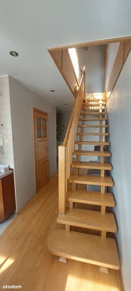 Dwupoziomowe mieszkanie w Chorzowie na sprzedaż!-7